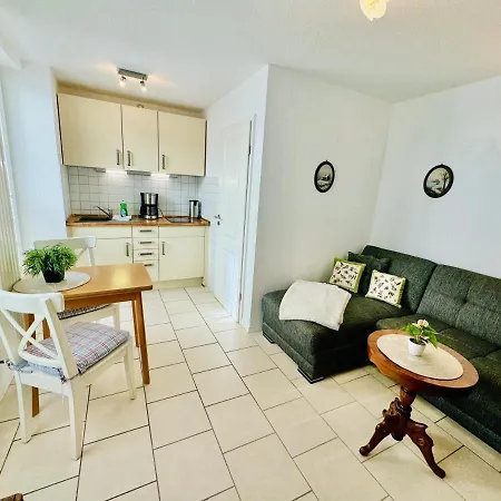 Eibeneck アパート ロストック